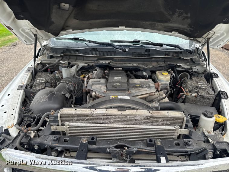 image for item EF2459 2014 RAM 2500 Crew Cab pickup truck