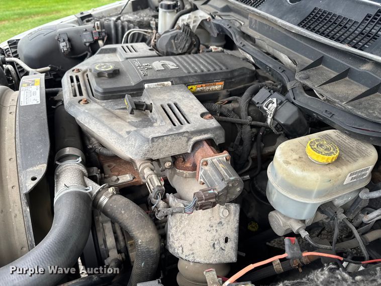 image for item EF2459 2014 RAM 2500 Crew Cab pickup truck