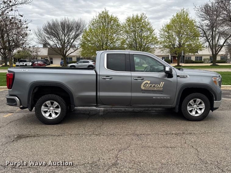 image for item EF2460 2019 GMC Sierra 1500 Ext. Cab pickup truck