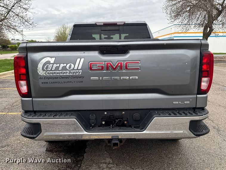 image for item EF2460 2019 GMC Sierra 1500 Ext. Cab pickup truck