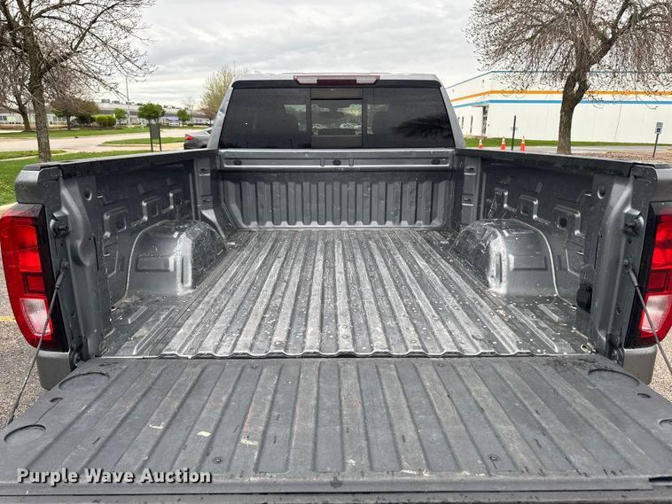 image for item EF2460 2019 GMC Sierra 1500 Ext. Cab pickup truck