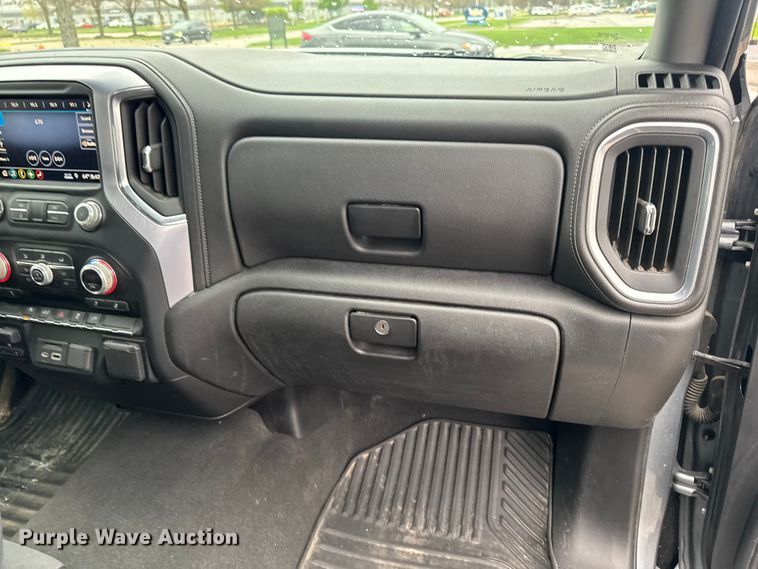image for item EF2460 2019 GMC Sierra 1500 Ext. Cab pickup truck