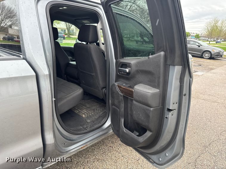 image for item EF2460 2019 GMC Sierra 1500 Ext. Cab pickup truck