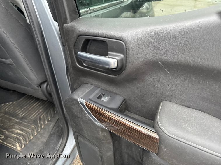 image for item EF2460 2019 GMC Sierra 1500 Ext. Cab pickup truck