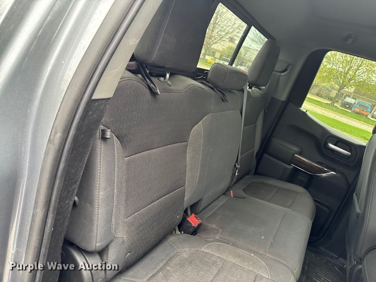image for item EF2460 2019 GMC Sierra 1500 Ext. Cab pickup truck