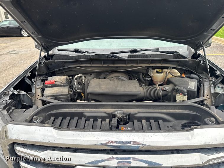 image for item EF2460 2019 GMC Sierra 1500 Ext. Cab pickup truck
