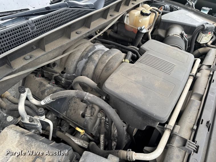 image for item EF2460 2019 GMC Sierra 1500 Ext. Cab pickup truck