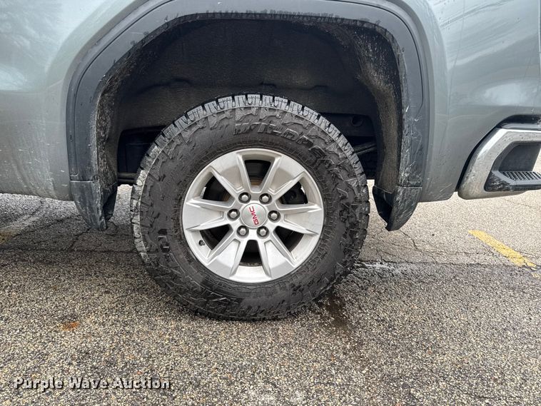 image for item EF2460 2019 GMC Sierra 1500 Ext. Cab pickup truck