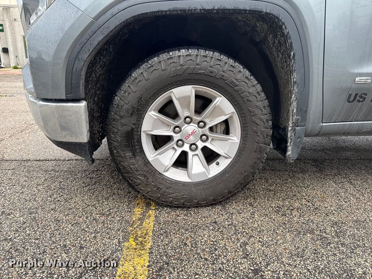 image for item EF2460 2019 GMC Sierra 1500 Ext. Cab pickup truck