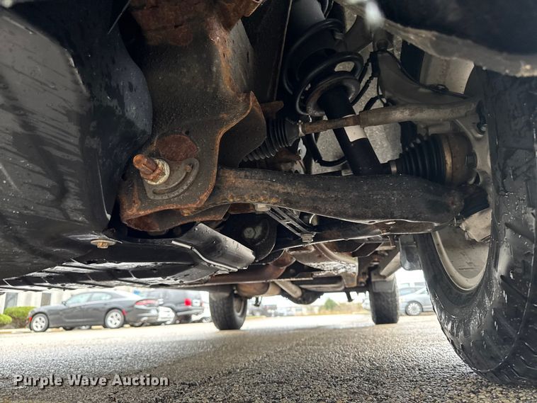 image for item EF2460 2019 GMC Sierra 1500 Ext. Cab pickup truck