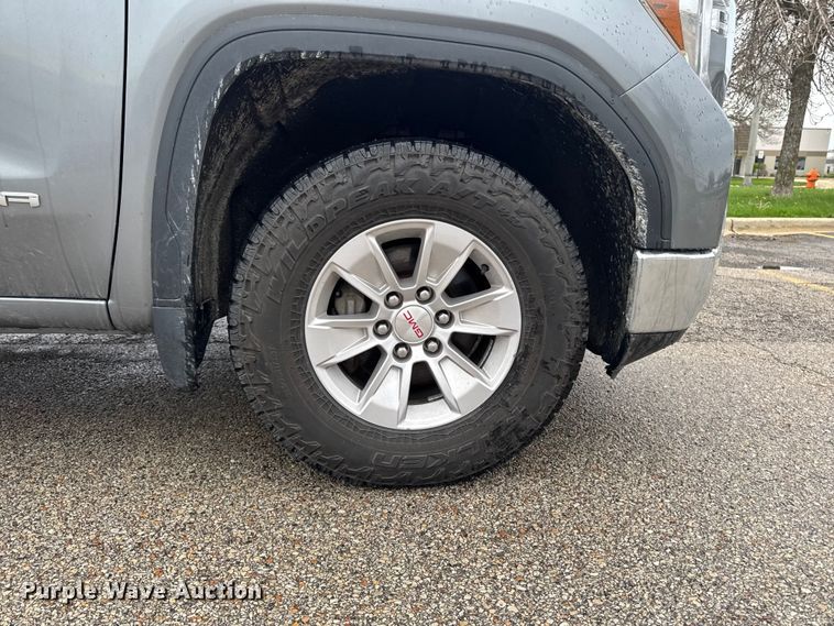 image for item EF2460 2019 GMC Sierra 1500 Ext. Cab pickup truck