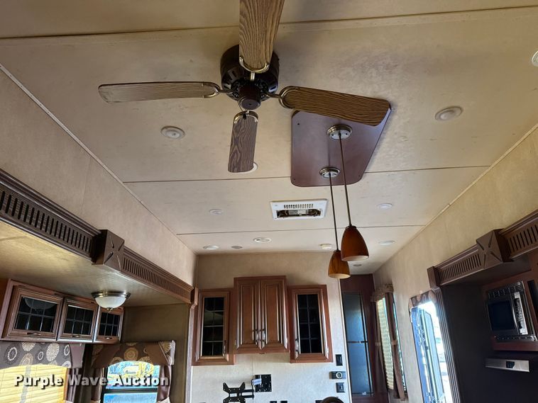 image for item EG1848 2015 Forest River Inc. Sierra camper