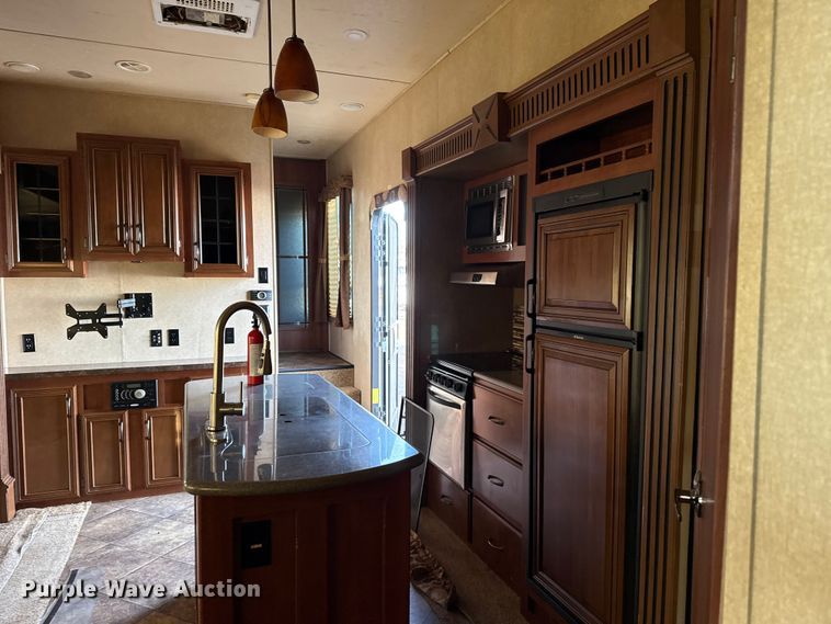 image for item EG1848 2015 Forest River Inc. Sierra camper