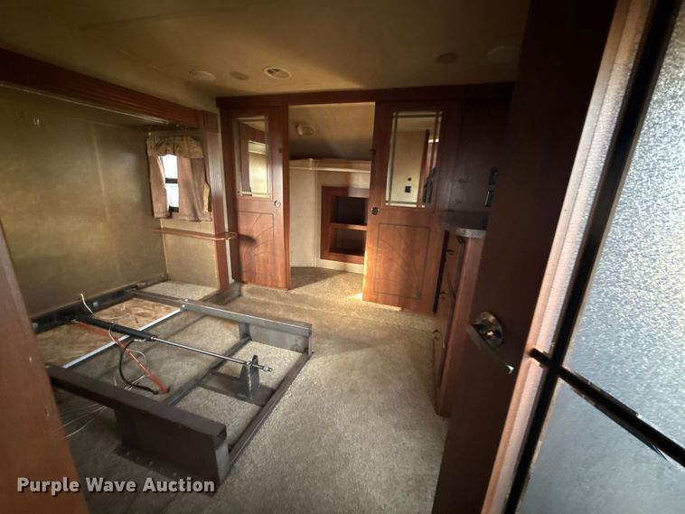image for item EG1848 2015 Forest River Inc. Sierra camper