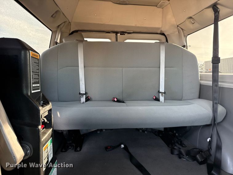 image for item EG1935 2008 Ford E350 handicap accessible van