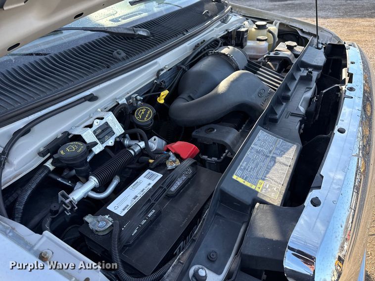 image for item EG1935 2008 Ford E350 handicap accessible van