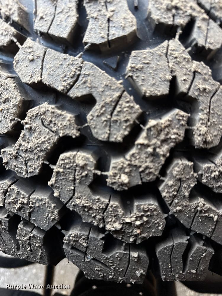 image for item EG1935 2008 Ford E350 handicap accessible van