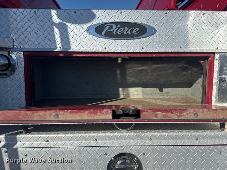 image for item EG1993 1993 Pierce Manufacturing pumper fire truck