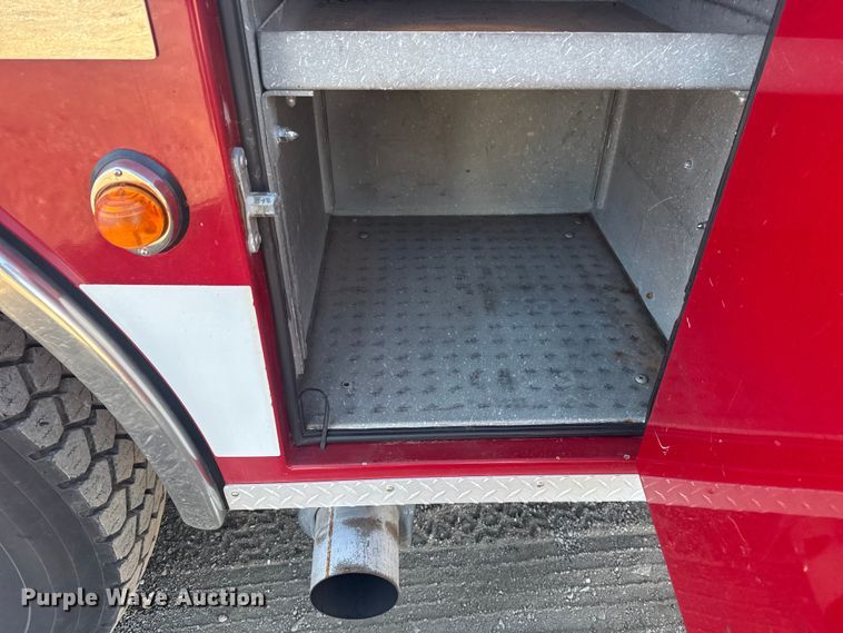 image for item EG1993 1993 Pierce Manufacturing pumper fire truck
