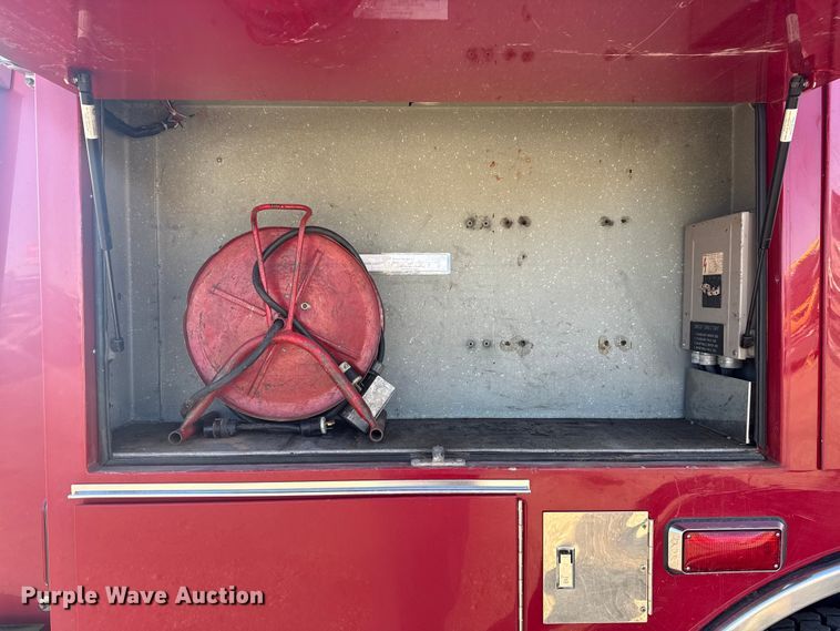 image for item EG1993 1993 Pierce Manufacturing pumper fire truck