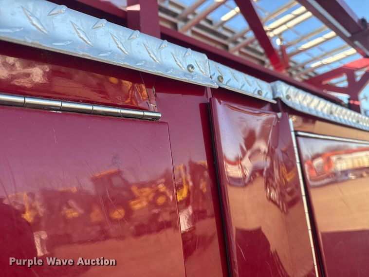 image for item EG1993 1993 Pierce Manufacturing pumper fire truck