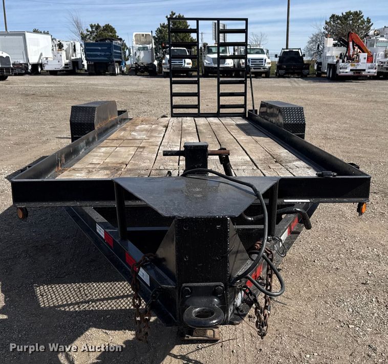 image for item EG2111 2015 Custom Heavy Haul by Lucon Inc. 7T182H8W equipment trailer
