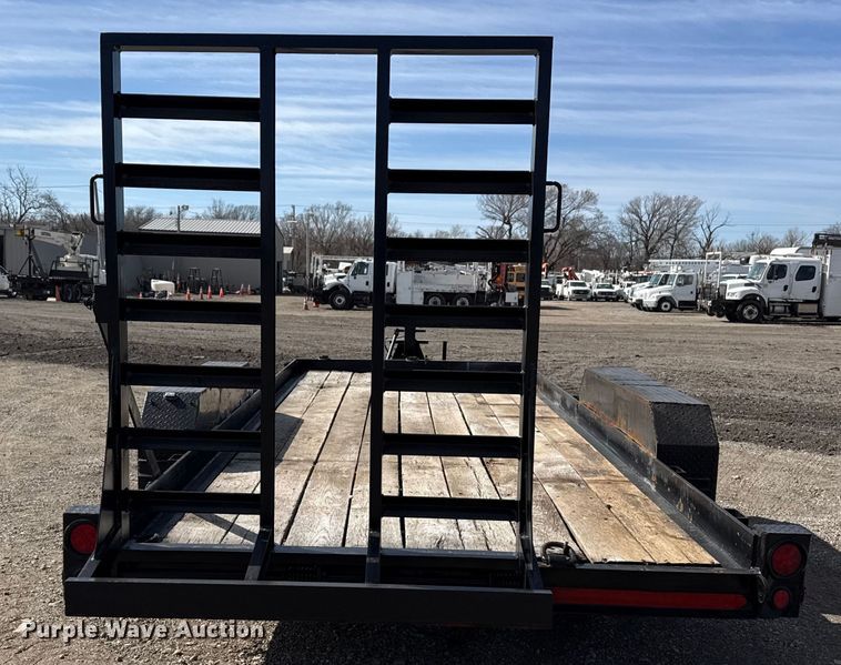 image for item EG2111 2015 Custom Heavy Haul by Lucon Inc. 7T182H8W equipment trailer