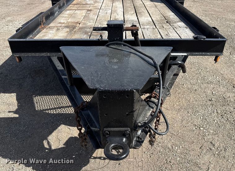 image for item EG2111 2015 Custom Heavy Haul by Lucon Inc. 7T182H8W equipment trailer
