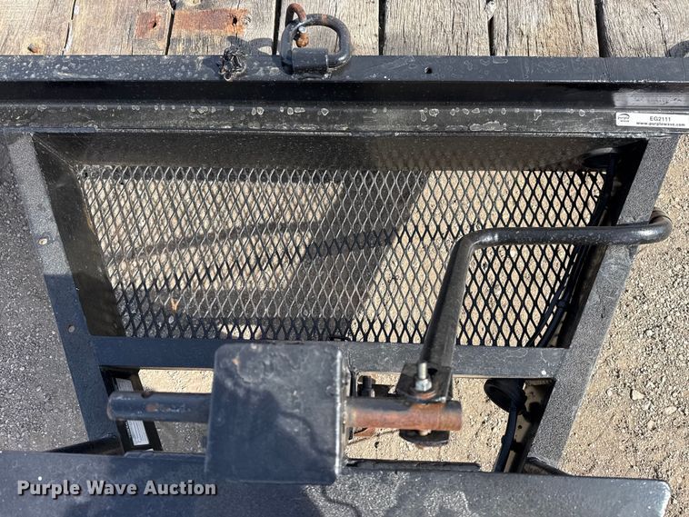 image for item EG2111 2015 Custom Heavy Haul by Lucon Inc. 7T182H8W equipment trailer