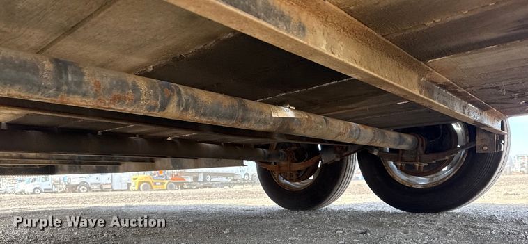 image for item EG2111 2015 Custom Heavy Haul by Lucon Inc. 7T182H8W equipment trailer