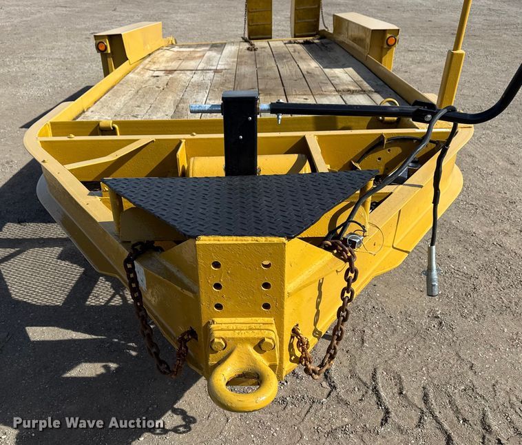 image for item EG2112 2005 Belshe equipment trailer