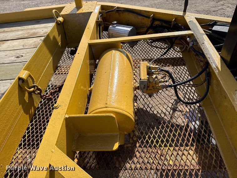 image for item EG2112 2005 Belshe equipment trailer