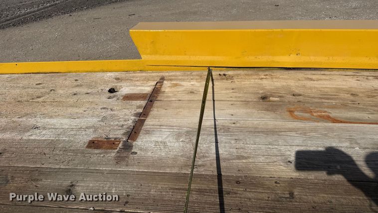 image for item EG2112 2005 Belshe equipment trailer