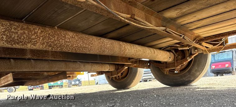 image for item EG2112 2005 Belshe equipment trailer