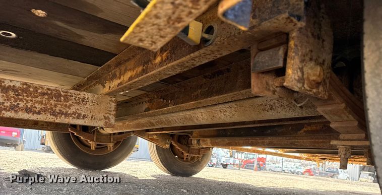 image for item EG2112 2005 Belshe equipment trailer