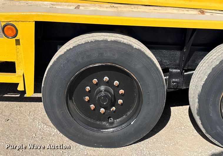 image for item EG2112 2005 Belshe equipment trailer