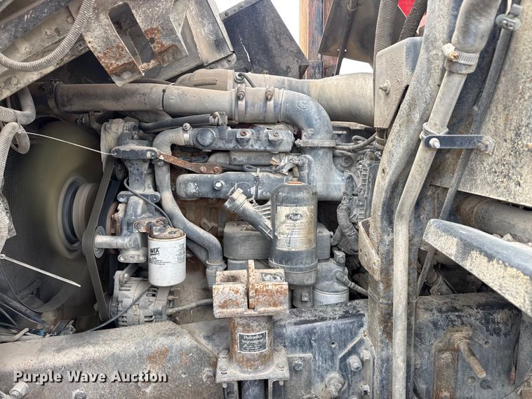 image for item EG8879 2005 Mack MR refuse truck