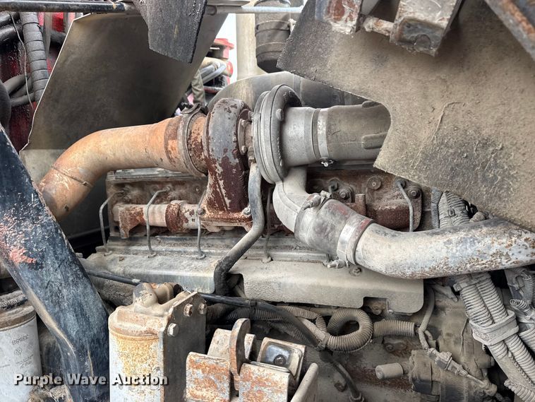 image for item EG8879 2005 Mack MR refuse truck