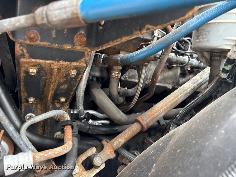 image for item EG8922 2016 Ford F650 box truck