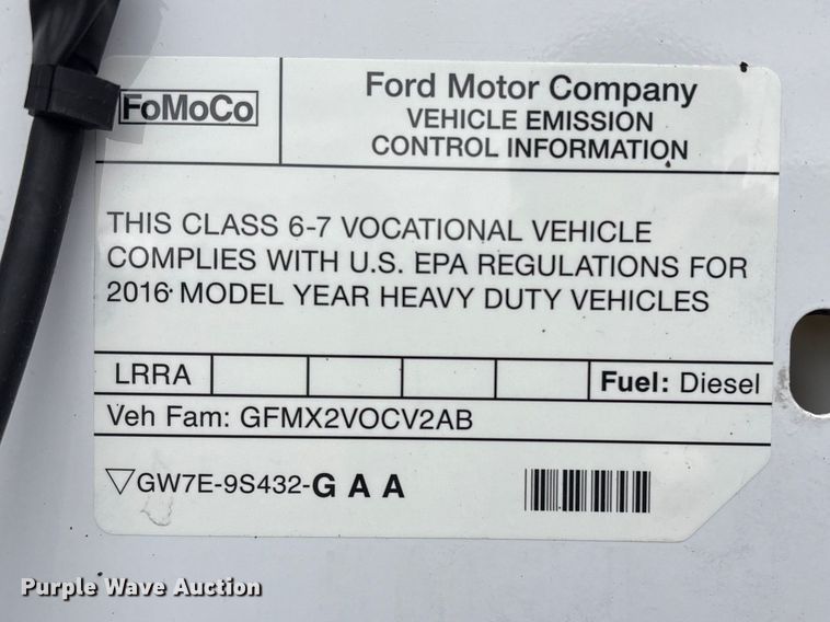 image for item EG8922 2016 Ford F650 box truck