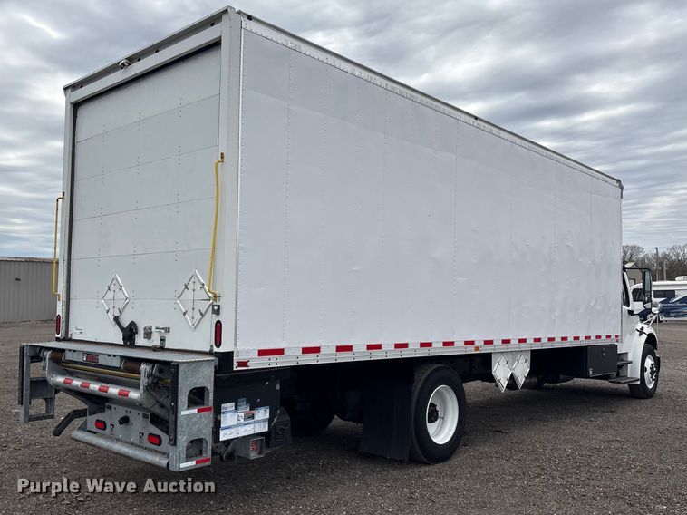 image for item EG8924 2019 Freightliner Business Class M2 box truck