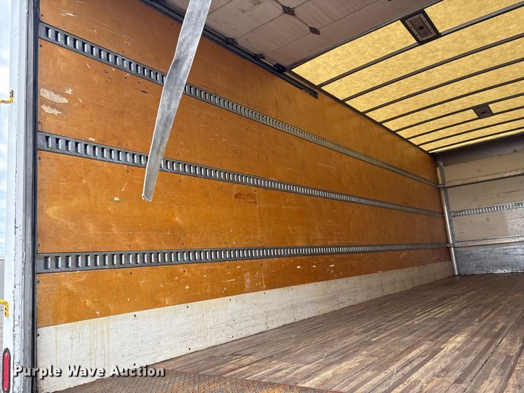 image for item EG8924 2019 Freightliner Business Class M2 box truck