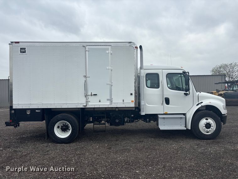 image for item EG8939 2020 Freightliner Business Class M2 Ext. Cab utility / service truck
