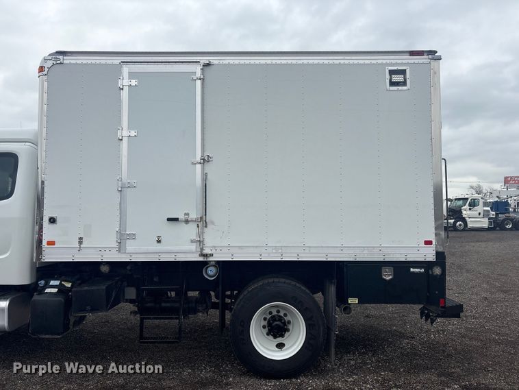 image for item EG8939 2020 Freightliner Business Class M2 Ext. Cab utility / service truck