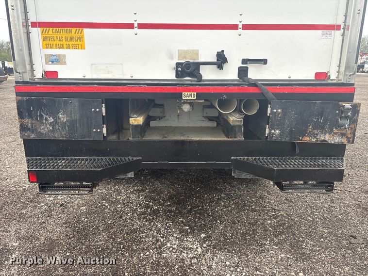 image for item EG8939 2020 Freightliner Business Class M2 Ext. Cab utility / service truck