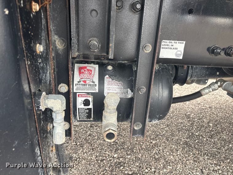 image for item EG8939 2020 Freightliner Business Class M2 Ext. Cab utility / service truck