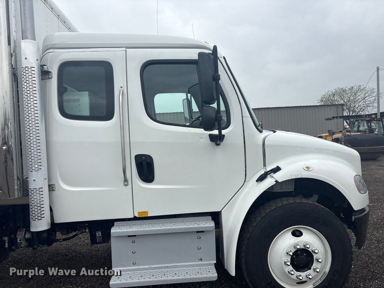 image for item EG8939 2020 Freightliner Business Class M2 Ext. Cab utility / service truck