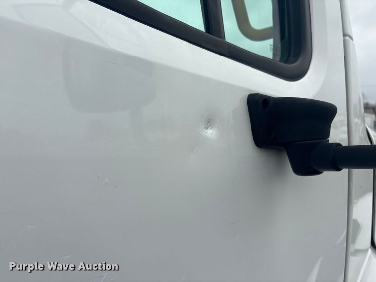 image for item EG8939 2020 Freightliner Business Class M2 Ext. Cab utility / service truck