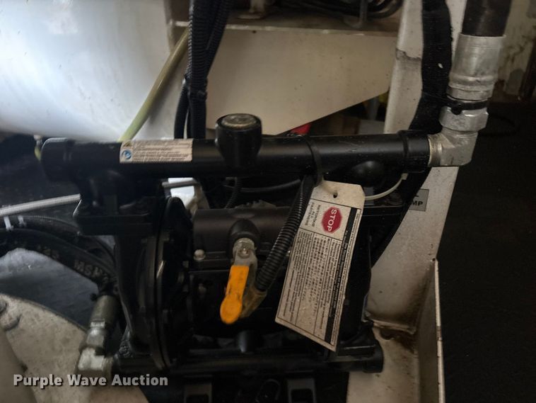 image for item EG8939 2020 Freightliner Business Class M2 Ext. Cab utility / service truck