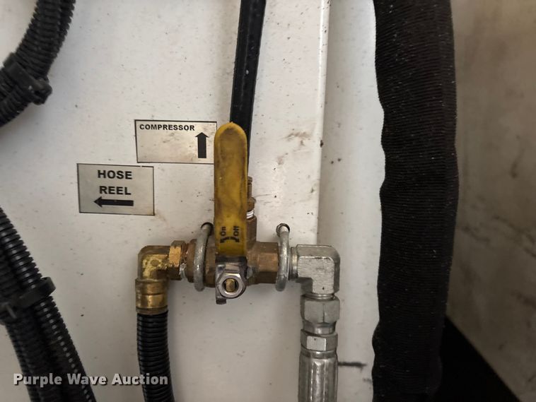 image for item EG8939 2020 Freightliner Business Class M2 Ext. Cab utility / service truck